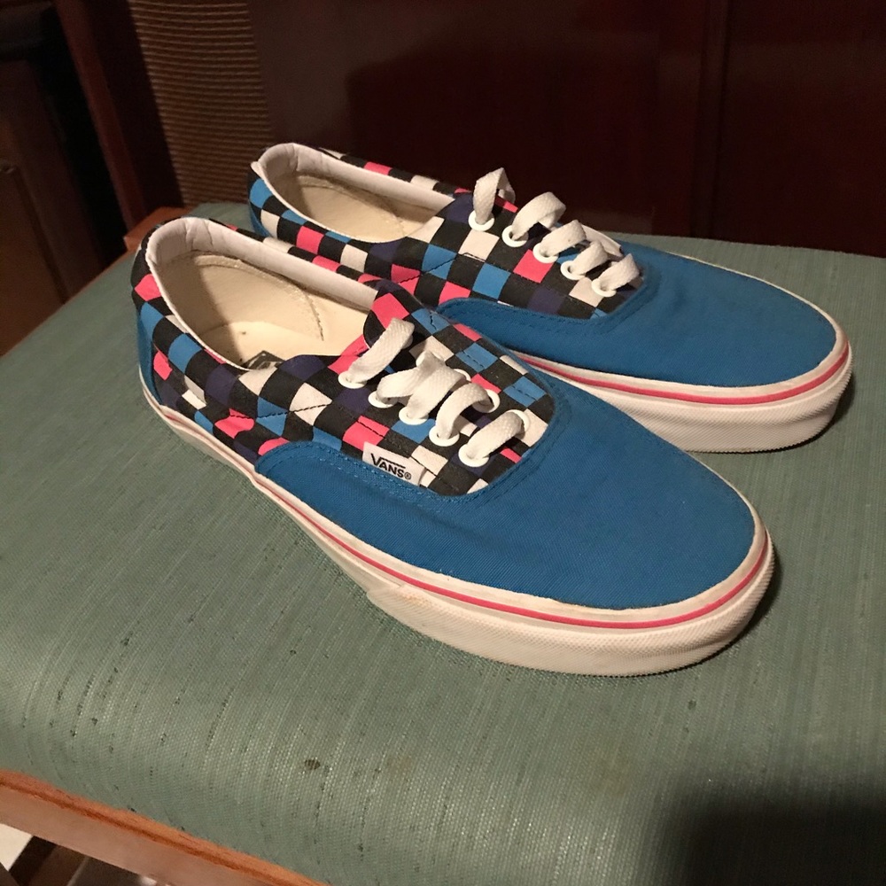Customized Men’s Vans